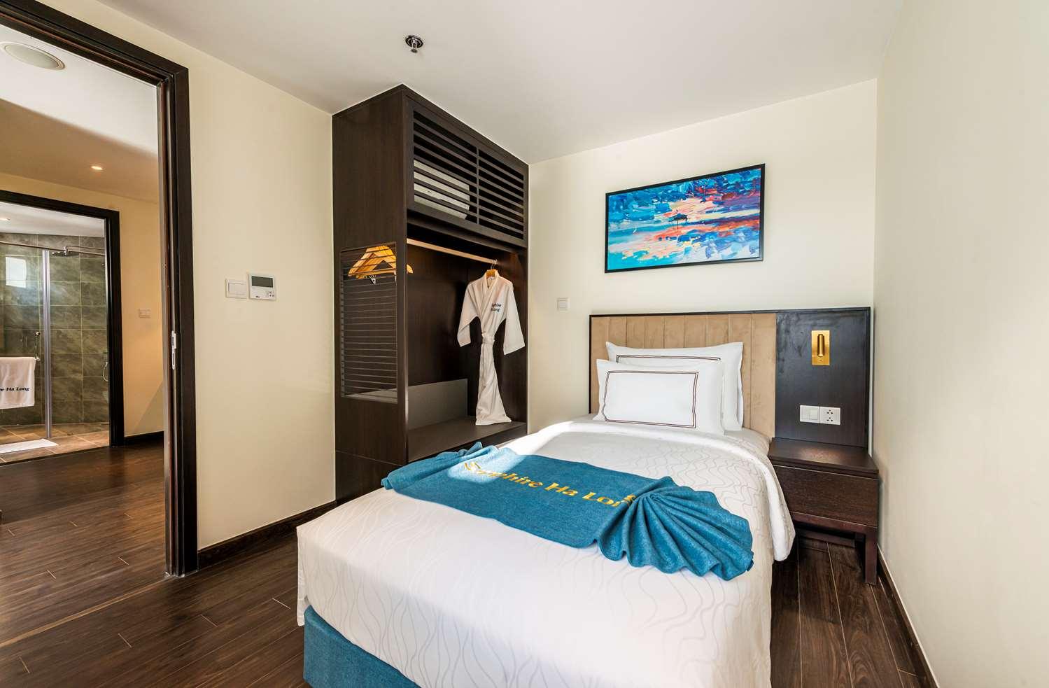 Best Western Premier Sapphire ها لونغ المظهر الخارجي الصورة